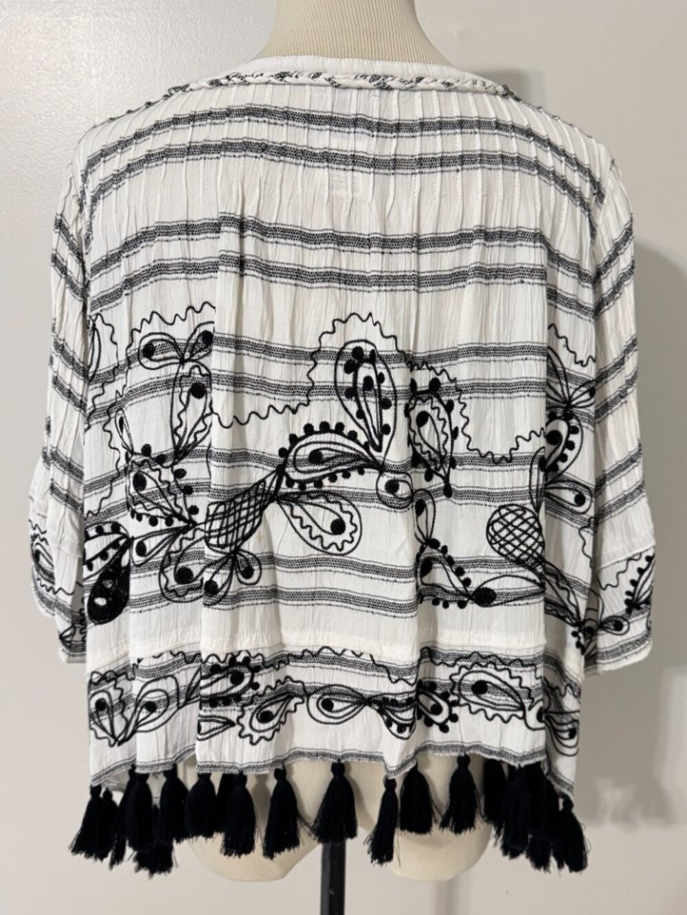 MUCHE MUCHETTE Embroidered Tassel Trim Striped Top - Picture 3 of 8